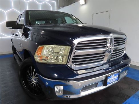 Used 2019 RAM 1500 Big Horn AWD/4WD image 3