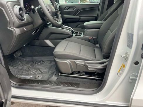New 2025 Chevrolet Colorado W/T w/ WT Custom Package image 18