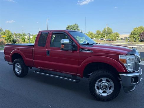 Used 2011 Ford F250 XLT w/ XLT Premium Pkg AWD/4WD image 14