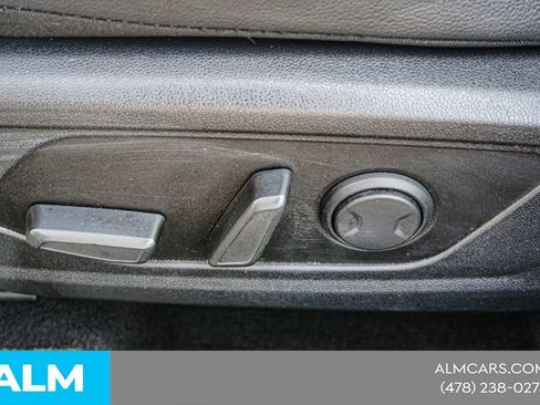 Used 2024 Hyundai Elantra Limited FWD image 47