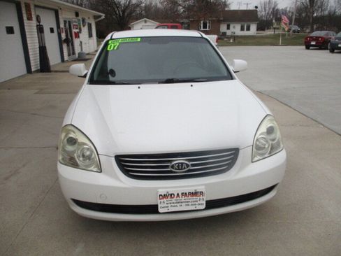 Used 2007 Kia Optima LX image 3