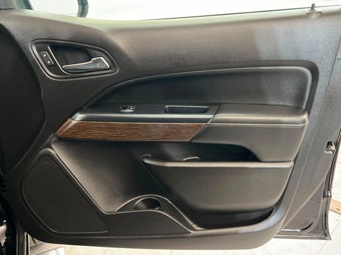 Used 2018 GMC Canyon Denali image 23