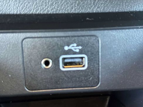Used 2025 Nissan Kicks S FWD image 28