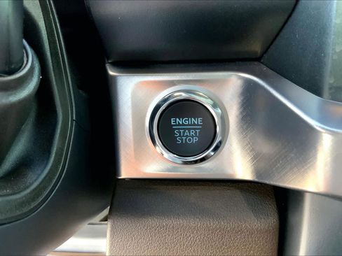 Used 2024 Ford F250 King Ranch image 32