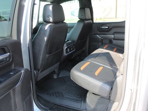 Used 2020 GMC Sierra 1500 AT4 w/ AT4 Premium Package AWD/4WD image 18