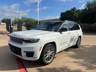 Used 2022 Jeep Grand Cherokee L Summit w/ Advanced Protech Group IV AWD/4WD video 1
