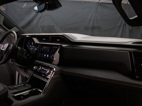 Used 2024 GMC Sierra 3500 AT4 w/ AT4 Premium Plus Package image 21