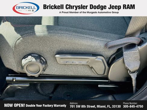 Used 2025 Jeep Wrangler Unlimited Rubicon AWD/4WD image 24