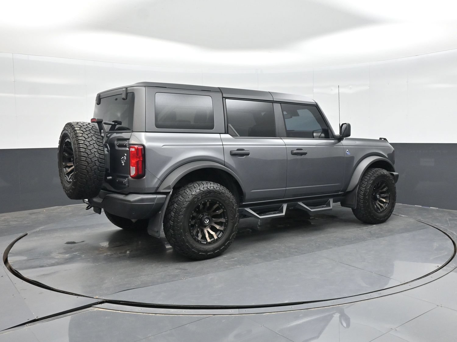 Certified 2023 Ford Bronco Black Diamond AWD/4WD image 12