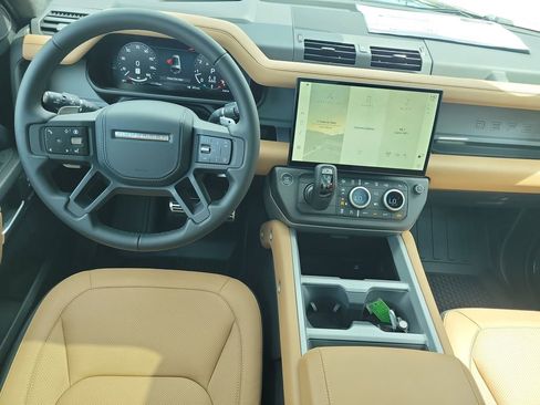 New 2026 Land Rover Defender 130 V8 AWD/4WD image 17