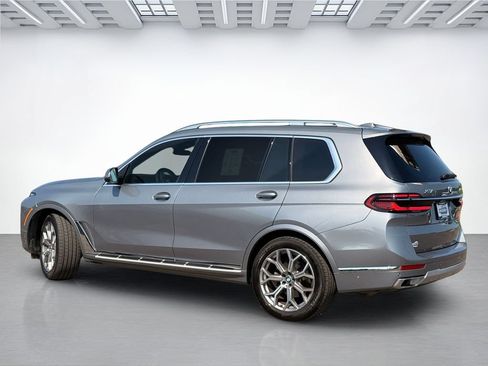 Used 2026 BMW X7 xDrive40i AWD/4WD image 9