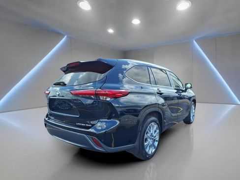 Used 2023 Toyota Highlander Limited AWD/4WD image 26