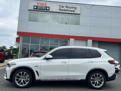 Used 2023 BMW X5 xDrive45e AWD/4WD image 33