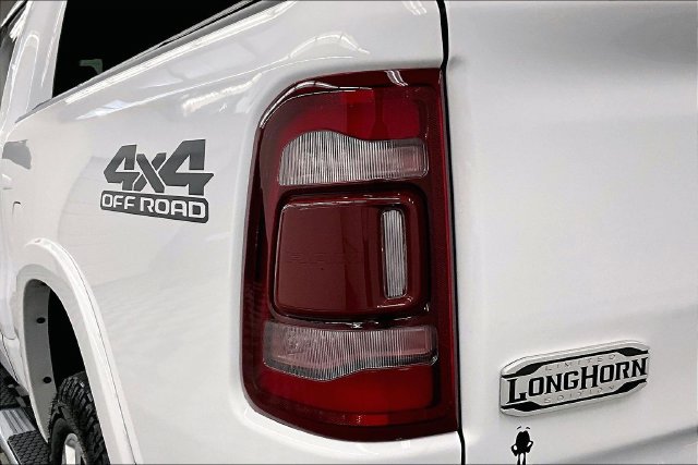 Used 2022 RAM 1500 Limited w/ Off-Road Group AWD/4WD image 35