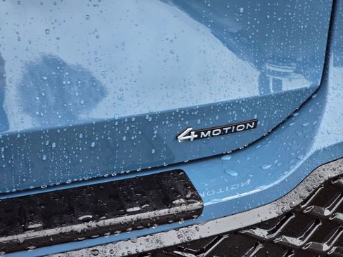 New 2026 Volkswagen Tiguan SEL R-Line image 15