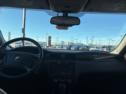 Used 2012 Chevrolet Impala LT w/ LT Sunroof Package image 29