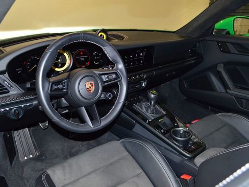 Certified 2023 Porsche 911 GT3 RWD image 4