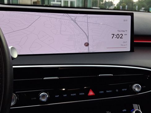 Certified 2026 Genesis Electrified GV70 AWD/4WD image 20