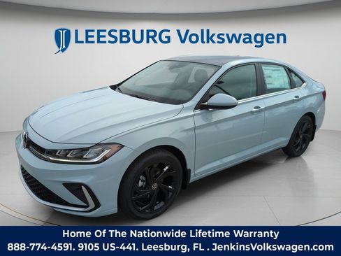 New 2026 Volkswagen Jetta SE FWD image 14