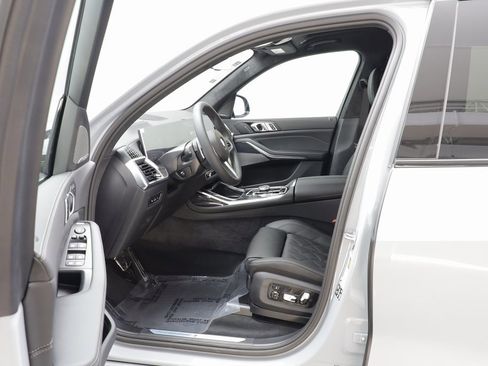 New 2026 BMW X7 xDrive40i w/ M Sport Package image 6