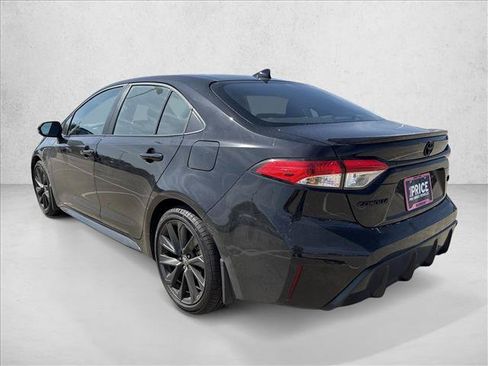 Used 2026 Toyota Corolla SE FWD image 8