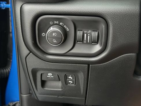 New 2026 RAM 1500 Lone Star AWD/4WD image 22