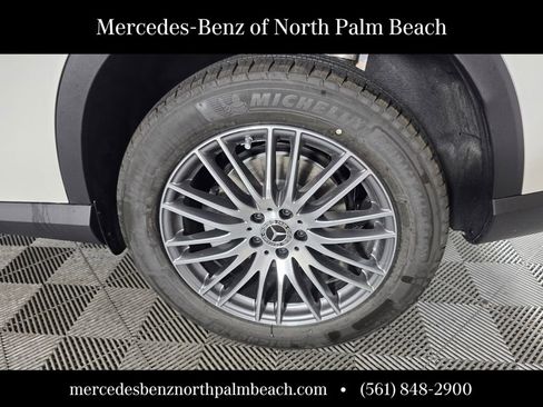 New 2026 Mercedes-Benz GLC 300 image 6