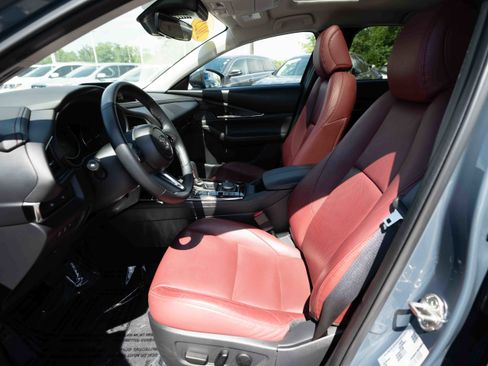 Used 2025 MAZDA CX-30 AWD 2.5 S w/ Preferred Package image 9