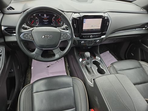 Used 2023 Chevrolet Traverse Premier w/ Redline Edition image 12