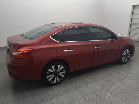 Used 2019 Nissan Sentra SV w/ Special Edition Package FWD image 10