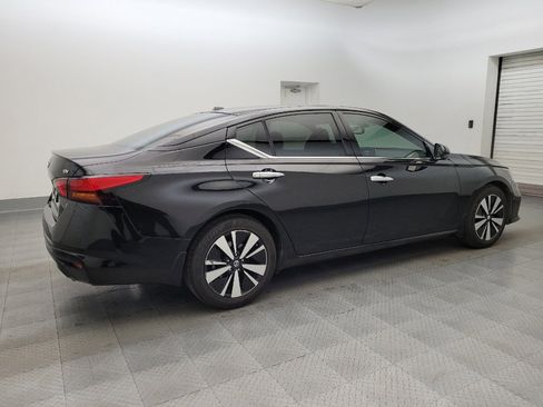 Used 2019 Nissan Altima 2.5 SV image 10