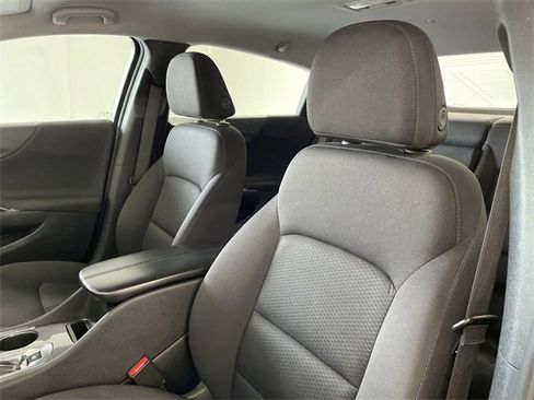 Used 2024 Chevrolet Malibu LT image 18
