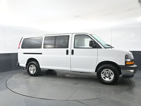 Used 2019 Chevrolet Express 3500 LT w/ LT Preferred Equipment Group image 7