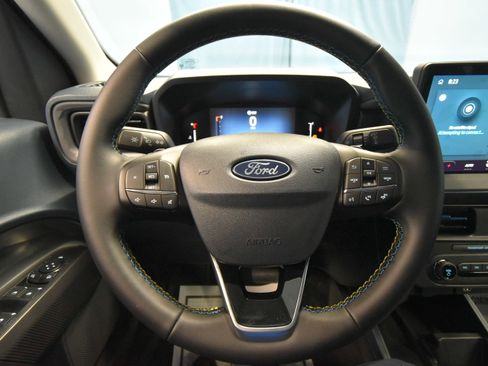 New 2026 Ford Maverick Lobo image 7