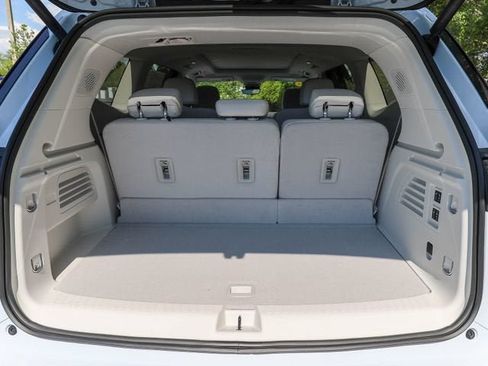 New 2026 Buick Enclave Avenir w/ Super Cruise Package FWD image 30