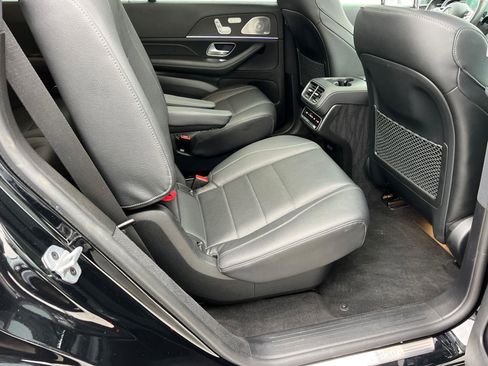 Used 2022 Mercedes-Benz GLS 450 4MATIC image 15