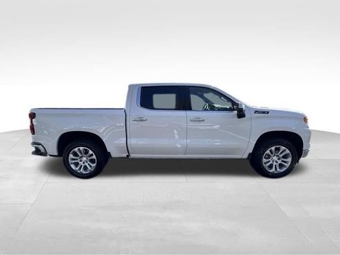 Used 2023 Chevrolet Silverado 1500 LTZ AWD/4WD image 10