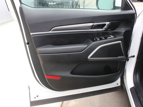 Used 2023 Kia Telluride S AWD/4WD image 21