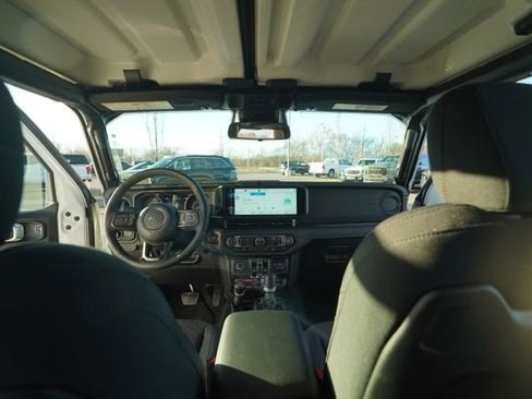 New 2026 Jeep Gladiator Mojave image 21