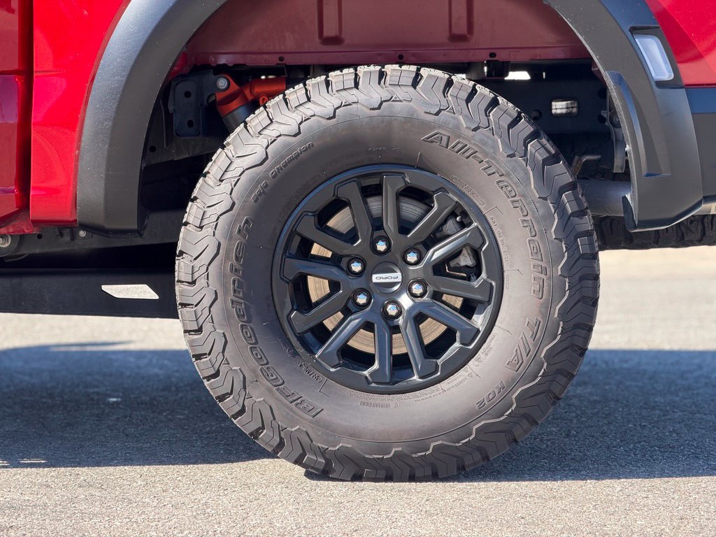 Used 2025 Ford F150 Raptor AWD/4WD image 2