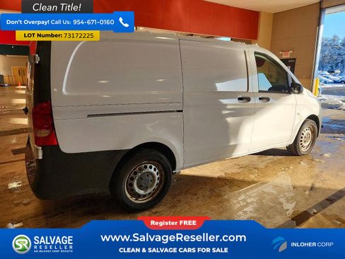 Used 2016 Mercedes-Benz Metris image 4