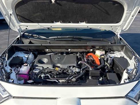 New 2025 Toyota RAV4 LE image 31