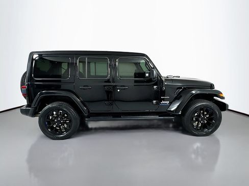 Used 2023 Jeep Wrangler Unlimited Sahara w/ Cold Weather Group AWD/4WD image 7