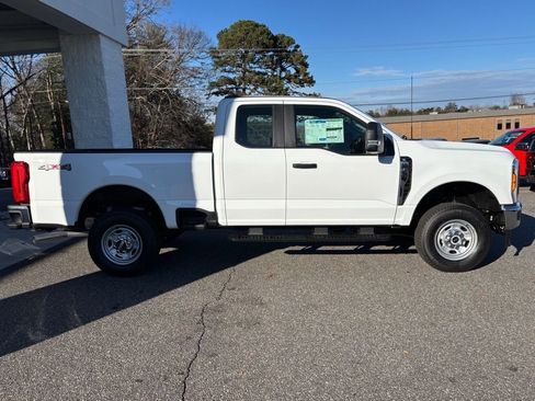 New 2026 Ford F250 XL w/ XL Chrome Package AWD/4WD image 20
