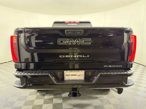 New 2026 GMC Sierra 2500 Denali Ultimate AWD/4WD image 4