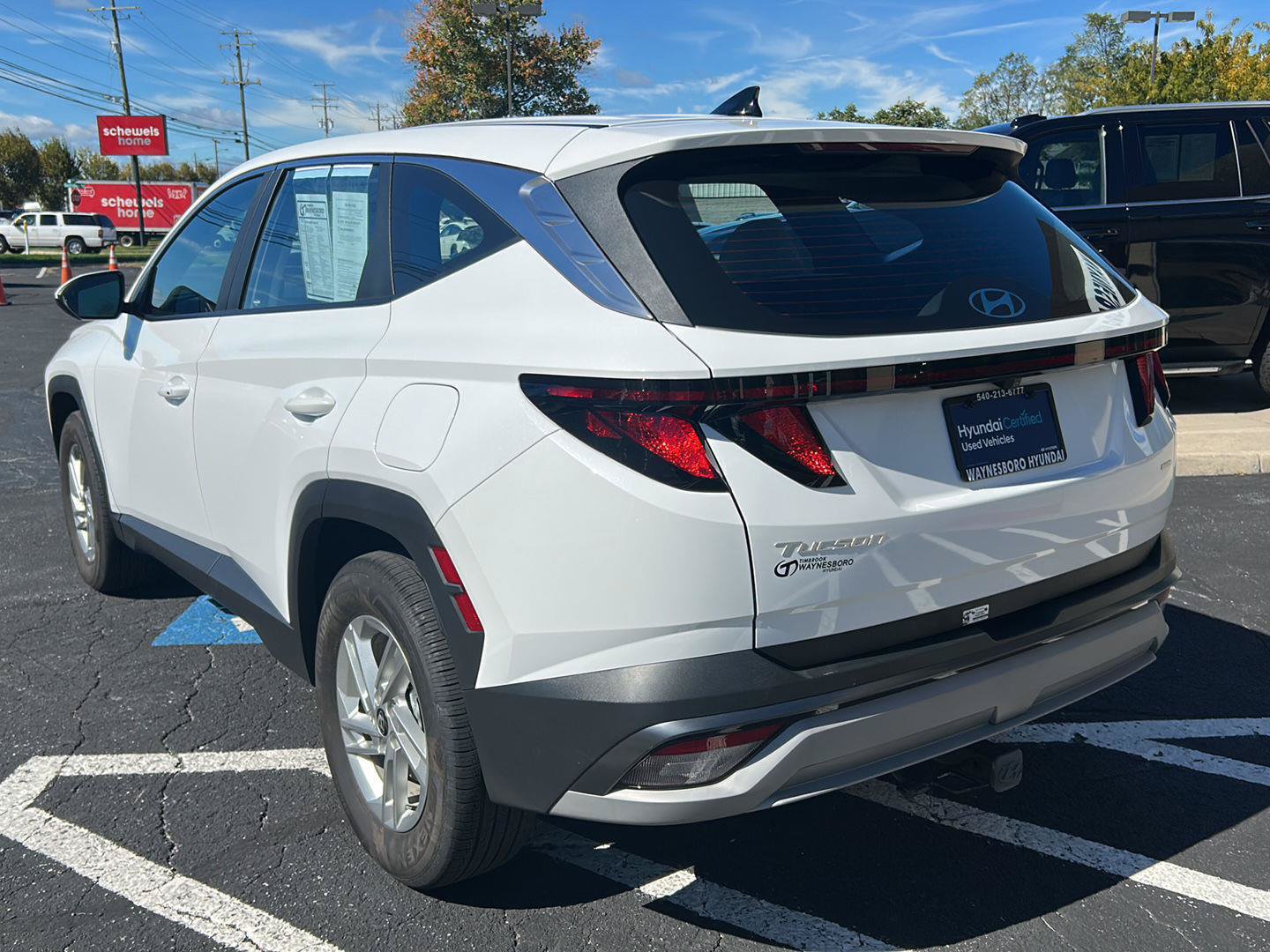 Certified 2025 Hyundai Tucson SE AWD/4WD image 3