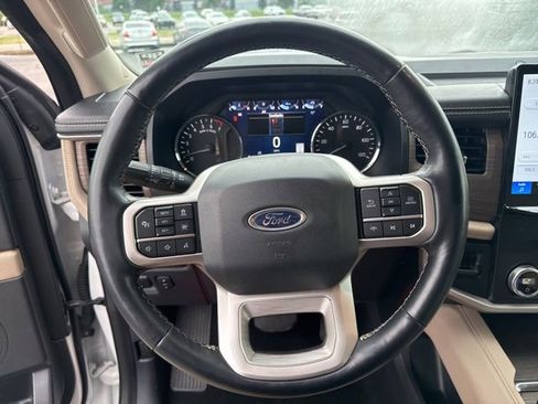 Used 2024 Ford Expedition Limited RWD image 30