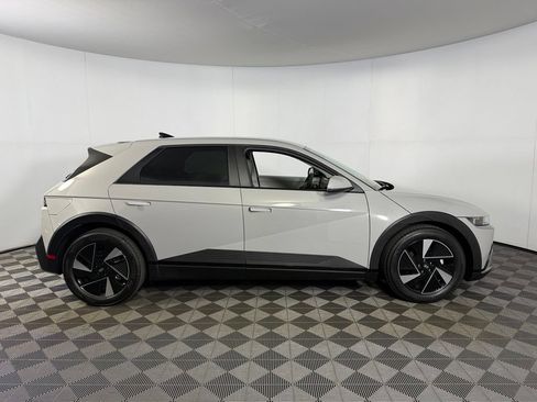 Used 2026 Hyundai Ioniq 5 SEL RWD image 7
