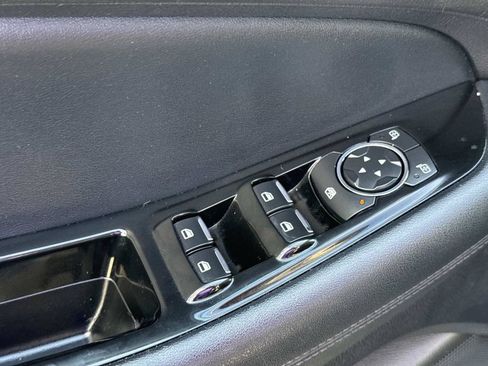 Used 2019 Ford Edge SEL w/ Equipment Group 201A AWD/4WD image 18
