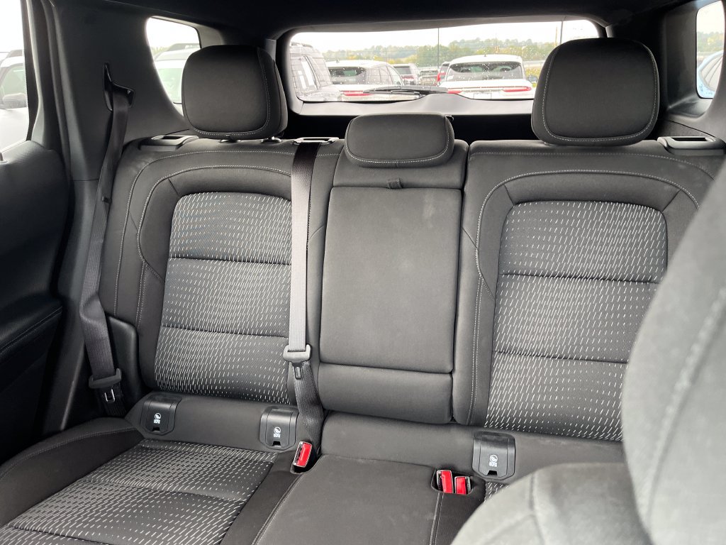 Used 2026 Chevrolet Equinox LT FWD image 13